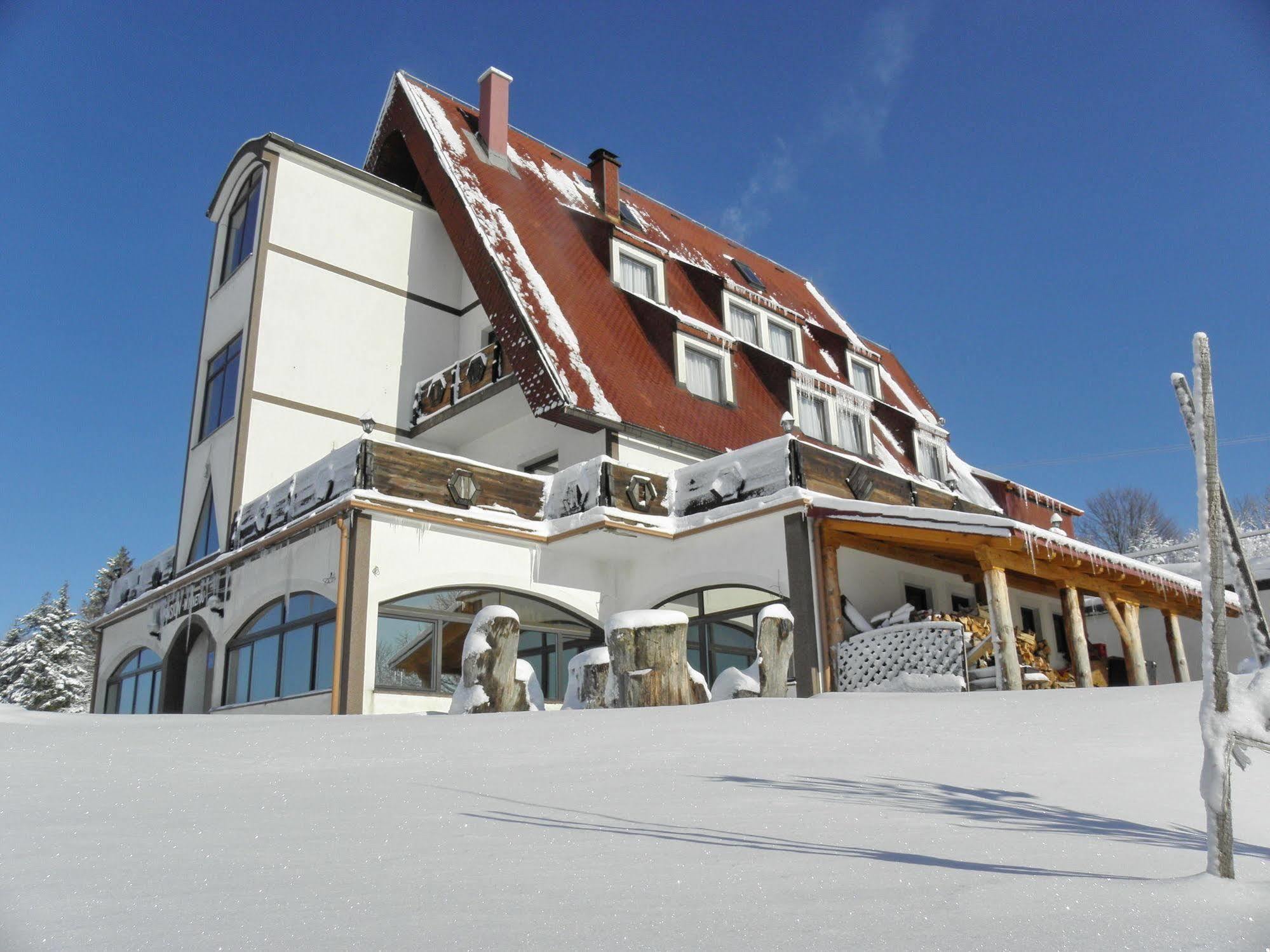 Pansion & Restoran Winnetou Plitvička Jezera Kültér fotó