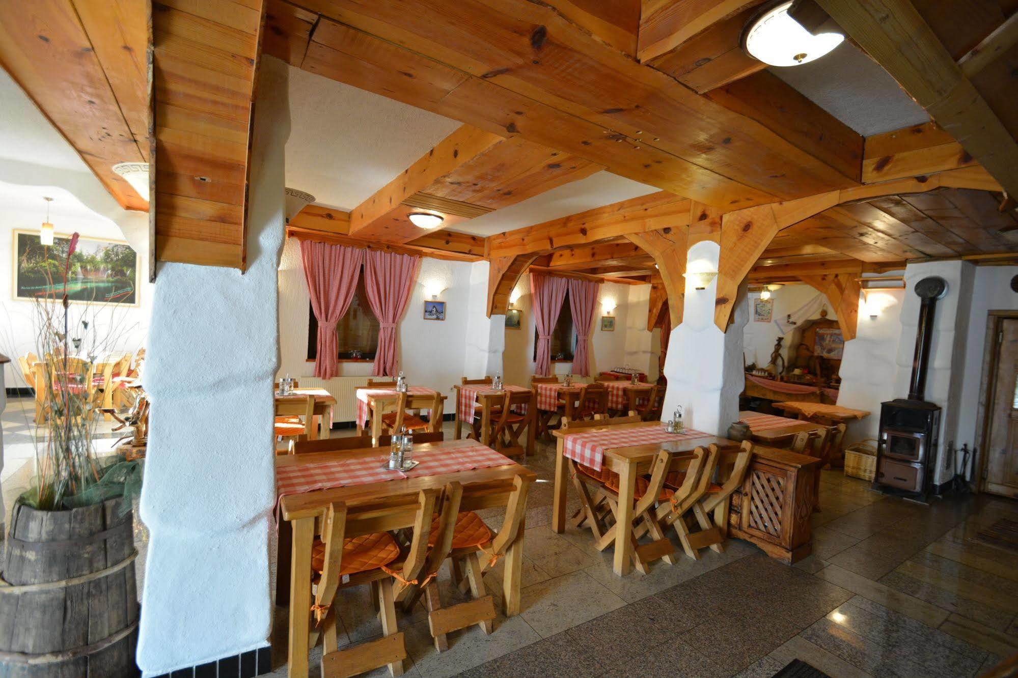 Pansion & Restoran Winnetou Plitvička Jezera Kültér fotó